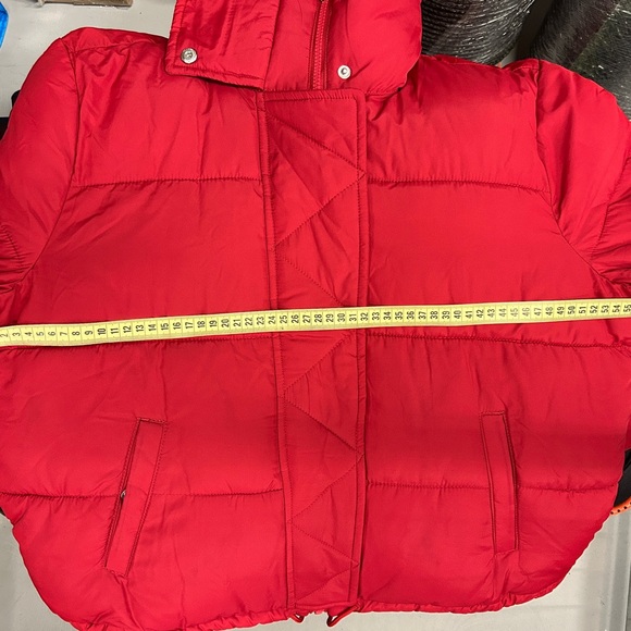 Hollister - Red Puffer Jacket - Large - Picture 8 of 8